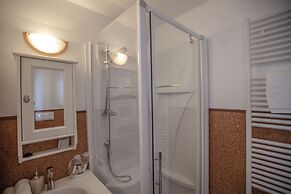 Hotel e Appartamenti al Prà de la Fam