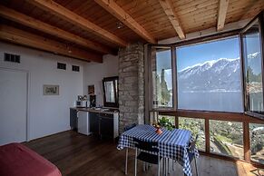 Hotel e Appartamenti al Prà de la Fam