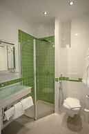 Hotel e Appartamenti al Prà de la Fam