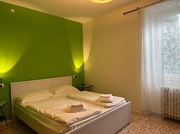 Hotel e Appartamenti al Prà de la Fam