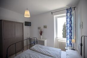 Hotel e Appartamenti al Prà de la Fam