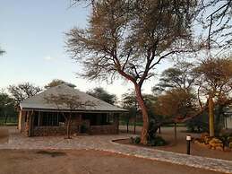 Khan River Lodge