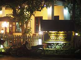 Wisdom Mystery Hotel