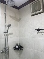 Wisdom Mystery Hotel
