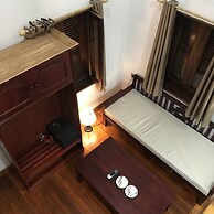 Wisdom Mystery Hotel