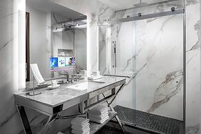 The Sinclair, Autograph Collection