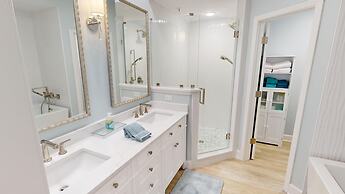 Oceania 506 3 Bedroom Condo by RedAwning