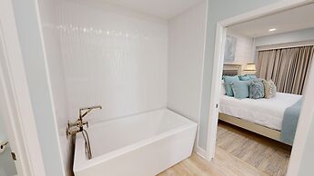 Oceania 506 3 Bedroom Condo by RedAwning