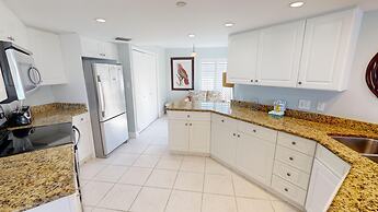 Inlet Reef 308 3 Bedroom Condo by RedAwning