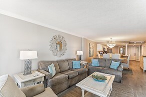 Inlet Reef 403 2 Bedroom Condo by RedAwning