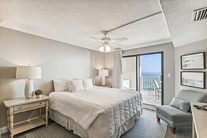 Inlet Reef 403 2 Bedroom Condo by RedAwning