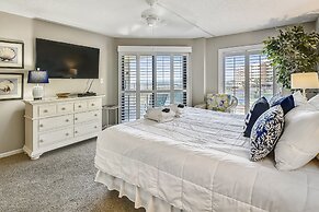 Inlet Reef 209 3 Bedroom Condo by RedAwning
