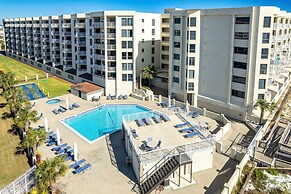 Inlet Reef 210 2 Bedroom Condo by RedAwning