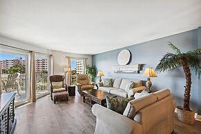 Inlet Reef 210 2 Bedroom Condo by RedAwning