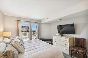 Inlet Reef 210 2 Bedroom Condo by RedAwning