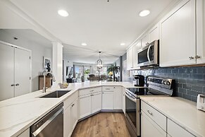 Inlet Reef 210 2 Bedroom Condo by RedAwning