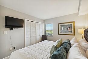 Inlet Reef 210 2 Bedroom Condo by RedAwning