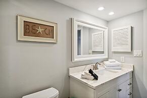 Inlet Reef 210 2 Bedroom Condo by RedAwning