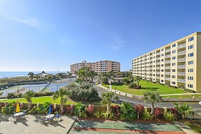 Inlet Reef 210 2 Bedroom Condo by RedAwning