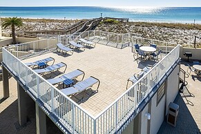 Inlet Reef 610 2 Bedroom Condo by RedAwning