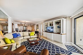 Inlet Reef 610 2 Bedroom Condo by RedAwning