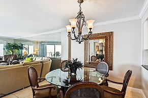 Inlet Reef 610 2 Bedroom Condo by RedAwning
