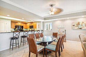 Harbor Landing 601b 3 Bedroom Condo by RedAwning