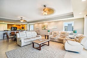 Harbor Landing 601b 3 Bedroom Condo by RedAwning