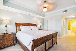 Harbor Landing 601b 3 Bedroom Condo by RedAwning