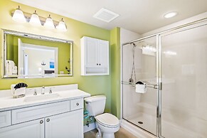 Harbor Landing 601b 3 Bedroom Condo by RedAwning