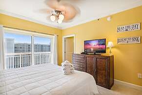 Harbor Landing 601b 3 Bedroom Condo by RedAwning