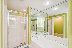 Harbor Landing 601b 3 Bedroom Condo by RedAwning