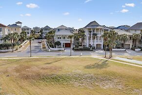 Magnolia House 305 2 Bedroom Condo by RedAwning