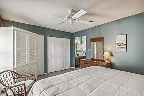 Sandpiper Cove 7201 2 Bedroom Condo by RedAwning