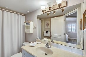 Inlet Reef 516 2 Bedroom Condo by RedAwning