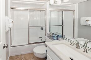 Sandpiper Cove 2138 2 Bedroom Condo by RedAwning