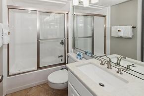 Sandpiper Cove 2138 2 Bedroom Condo by RedAwning