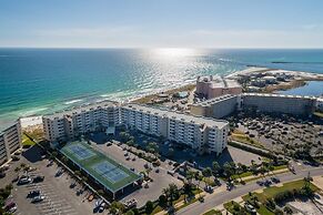 Inlet Reef 102 2 Bedroom Condo by RedAwning