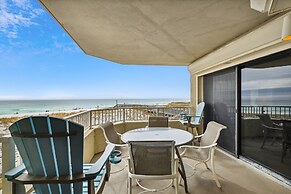 Inlet Reef 102 2 Bedroom Condo by RedAwning