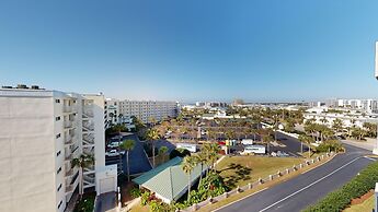 Inlet Reef 616 2 Bedroom Condo by RedAwning