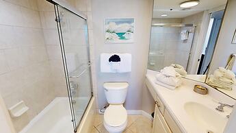 East Pass Towers 305 2 Bedroom Condo by RedAwning