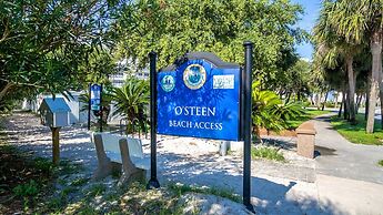 East Pass Towers 305 2 Bedroom Condo by RedAwning