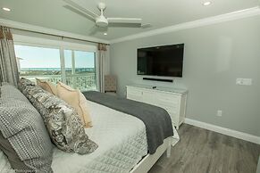 Sandpiper Cove 1115 3 Bedroom Condo by RedAwning