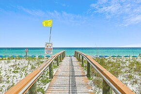 Sandpiper Cove 1115 3 Bedroom Condo by RedAwning