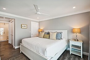 Sandpiper Cove 1115 3 Bedroom Condo by RedAwning