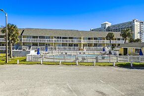 Sandpiper Cove 1115 3 Bedroom Condo by RedAwning