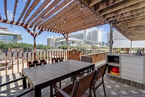 The Other Castle 5 Bedroom Home by RedAwning