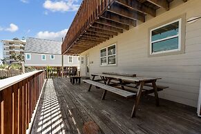 The Other Castle 5 Bedroom Home by RedAwning