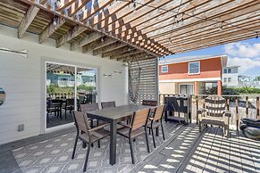 The Other Castle 5 Bedroom Home by RedAwning