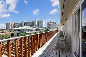 The Other Castle 5 Bedroom Home by RedAwning